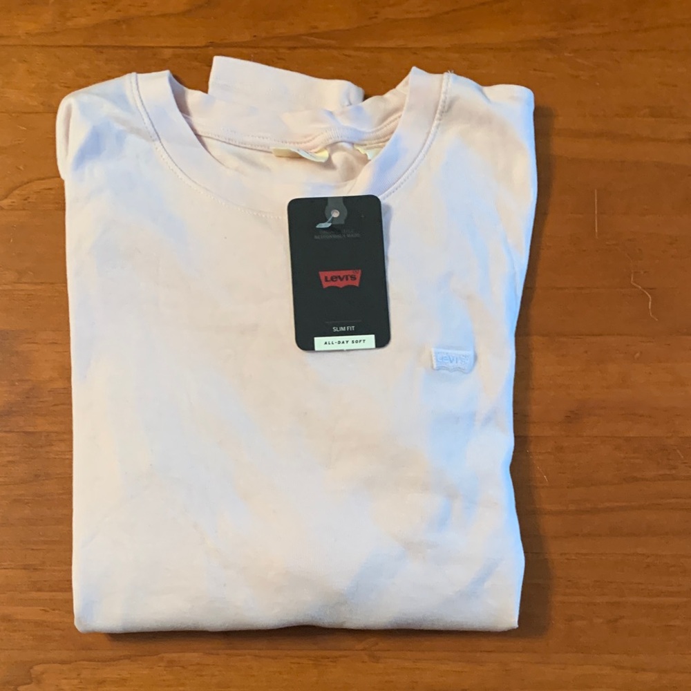 Levi's Women's Soft Cream Long Sleeve Tee